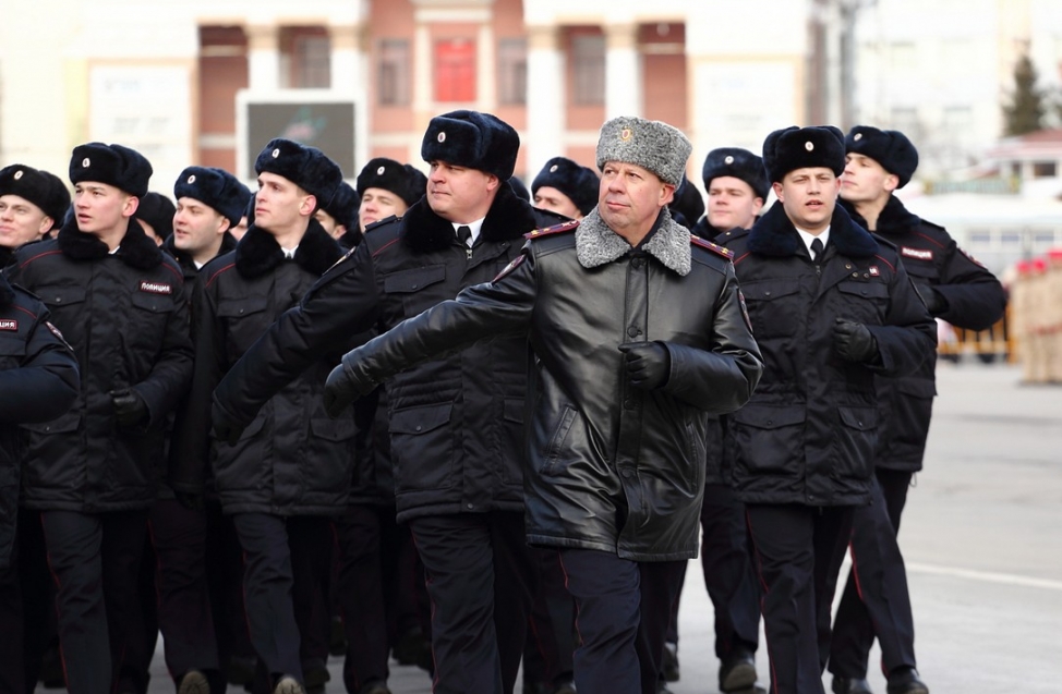 В Омске прошел парад в честь Дня защитника отечества