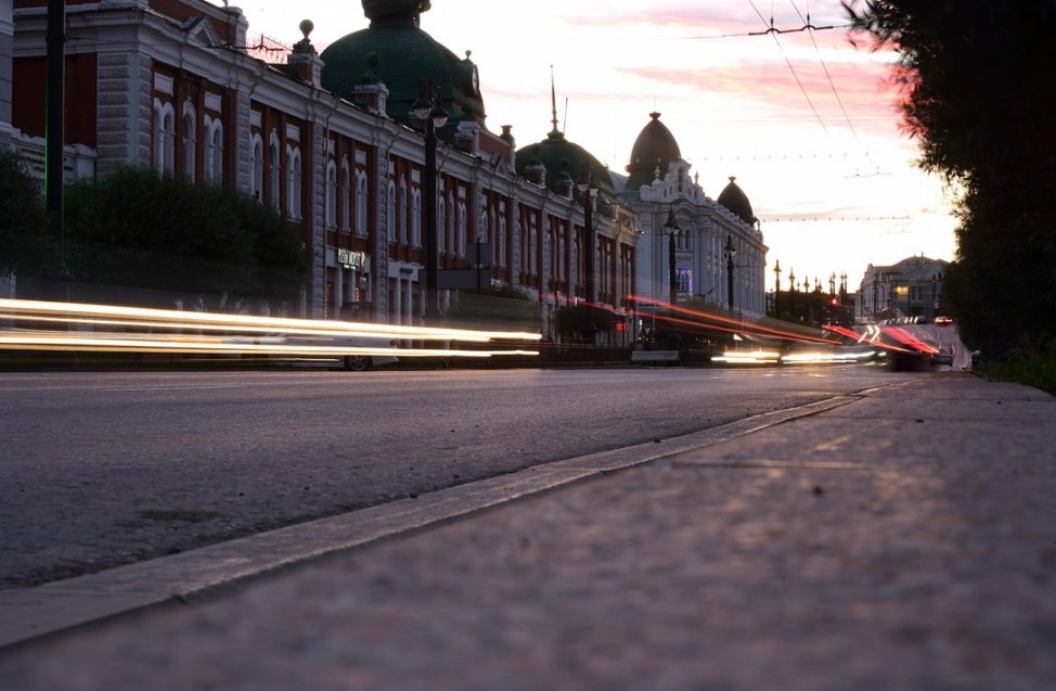 Центр Омска ожил - в городе открылись летние веранды ресторанов