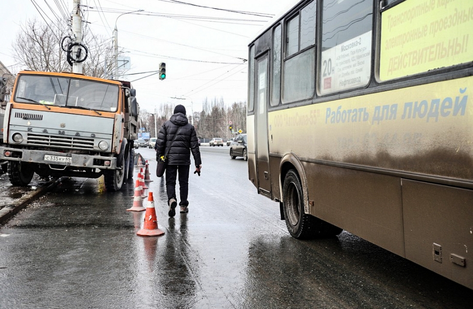 Что нам стоит ТОК построить: на остановке «Городок Водников» снесли старые киоски ради нового павильона