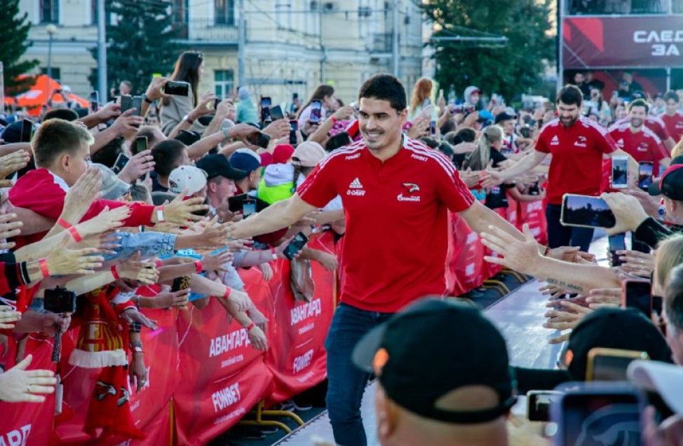 Омский «Авангард» вернулся домой: как прошла презентация новой команды 