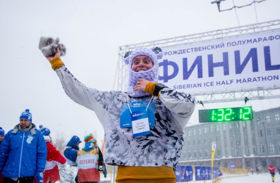 Самый холодный забег: как в Омске прошел Рождественский полумарафон