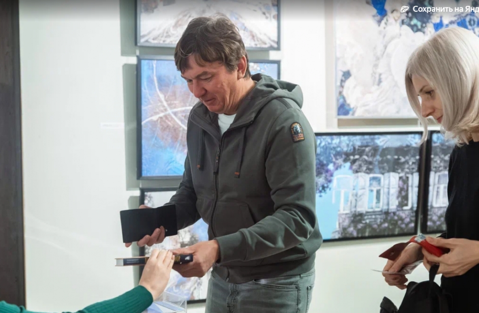 «Читателя обязательно нужно обмануть»: прошла презентация книги омских авторов «Лисы не строят нор» 