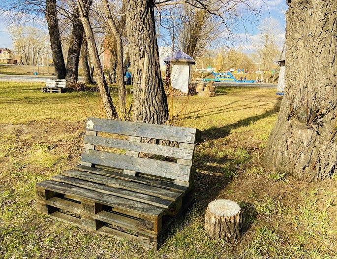 Скамейка своими руками: чертежи, фото, видео